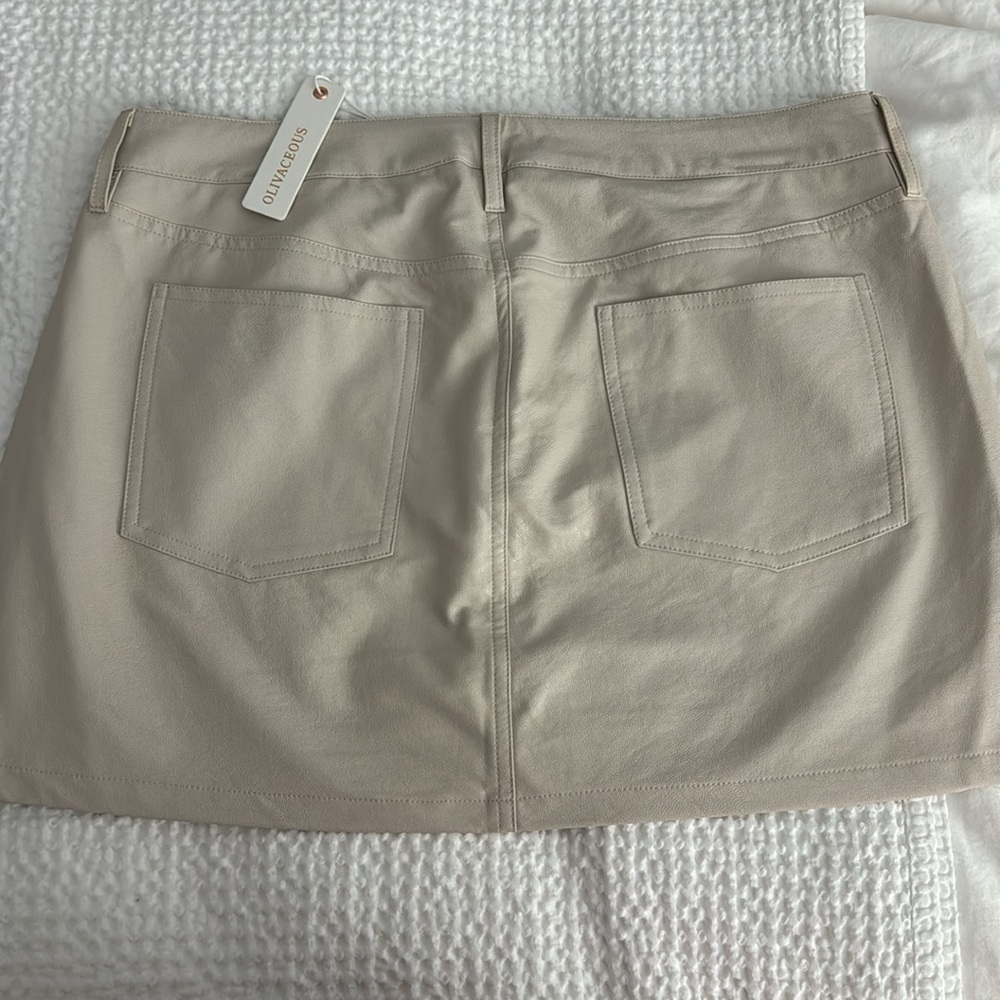 Faux Leather Skirt - Picture 4 of 8